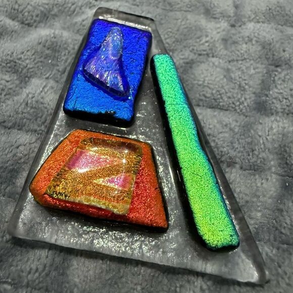 Set of 4 Modern Fused Glass Pendants – Bold Abstract Art with Iridescent Sparkle - Picture 11 of 17